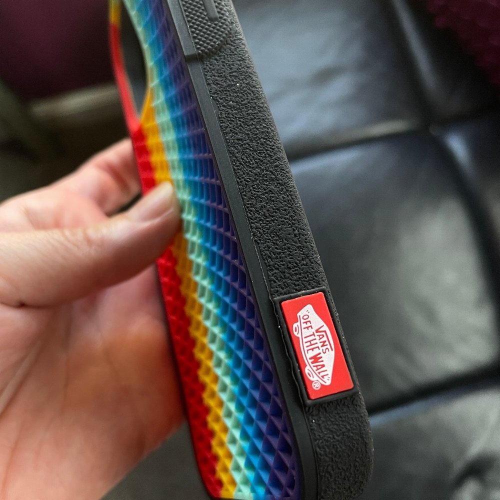 Vans iPhone Waffle Case - Picture 3 of 4